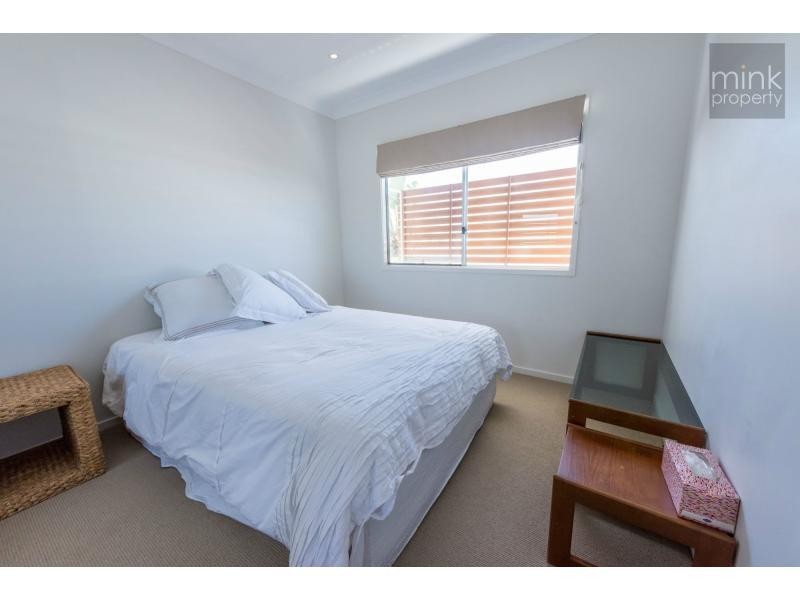 7 Ponytail Circuit, BRIGHTWATER, Mountain Creek QLD 4557