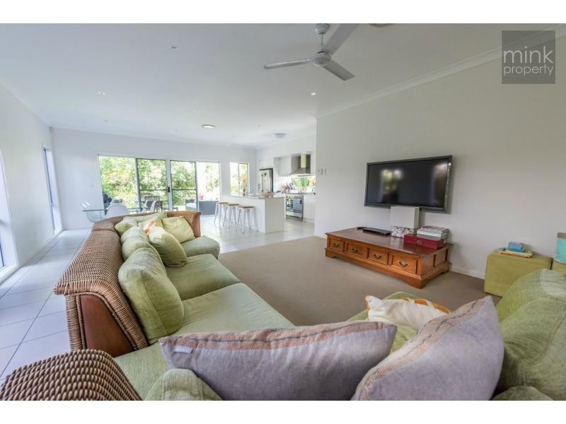 7 Ponytail Circuit, BRIGHTWATER, Mountain Creek QLD 4557