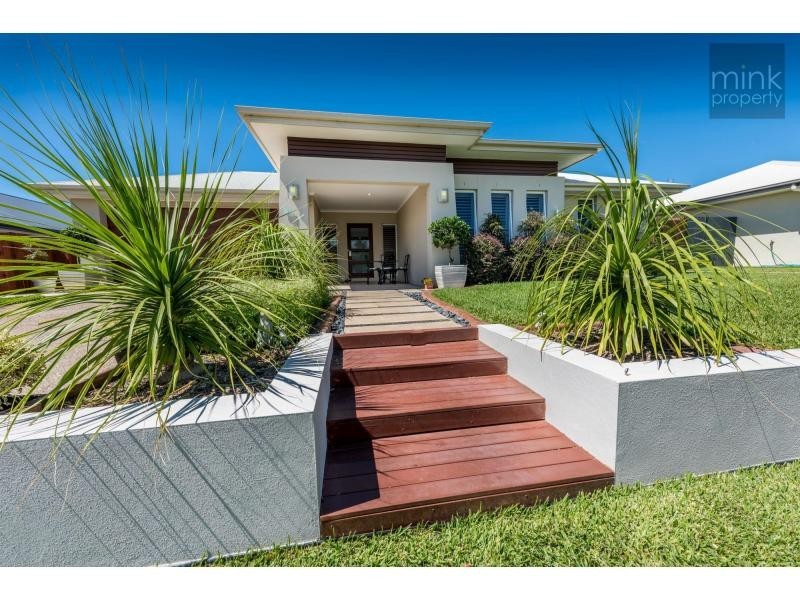 24 TIBOUCHINA Street, BRIGHTWATER, Mountain Creek QLD 4557