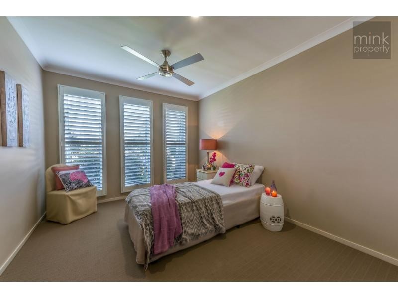 24 TIBOUCHINA Street, BRIGHTWATER, Mountain Creek QLD 4557