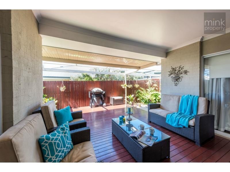 24 TIBOUCHINA Street, BRIGHTWATER, Mountain Creek QLD 4557