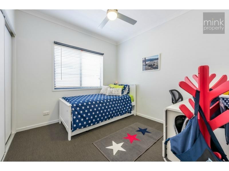 4 Blue Fin Circuit, BRIGHTWATER, Mountain Creek QLD 4557