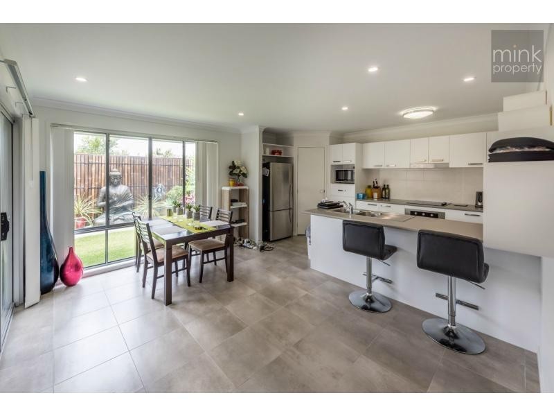 28 Tarwhine Place, Brightwater, Mountain Creek QLD 4557