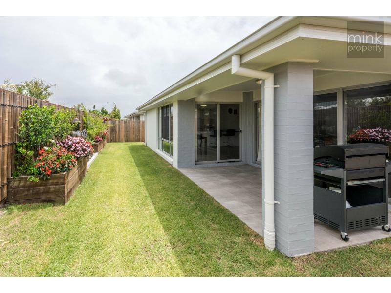 28 Tarwhine Place, Brightwater, Mountain Creek QLD 4557