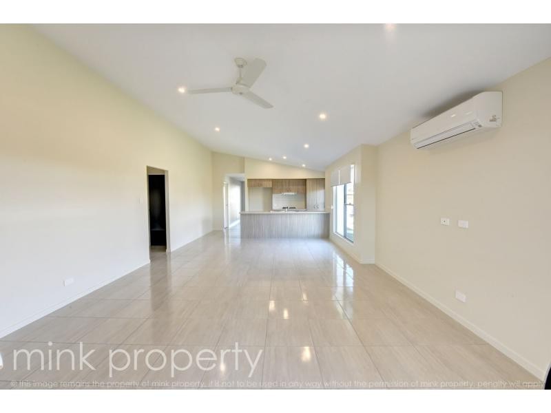 12 Cobia Court, BRIGHTWATER, Mountain Creek QLD 4557