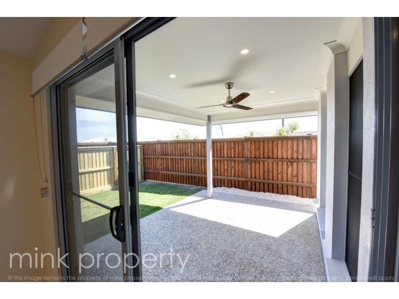 12 Cobia Court, BRIGHTWATER, Mountain Creek QLD 4557