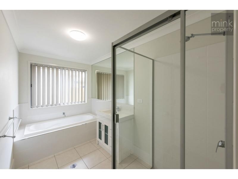 7 Caspian Circuit, BRIGHTWATER, Mountain Creek QLD 4557