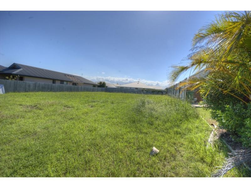 8 CARBEEN Street, KAWANA FOREST, Meridan Plains QLD 4551