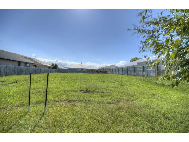 8 CARBEEN Street, KAWANA FOREST, Meridan Plains QLD 4551