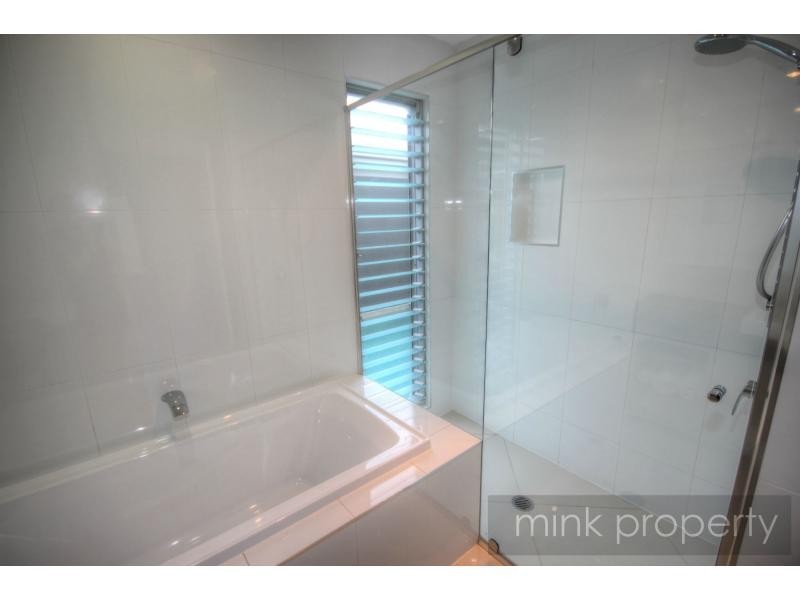 31 WATER LILY WAY, BRIGHTWATER, Mountain Creek QLD 4557
