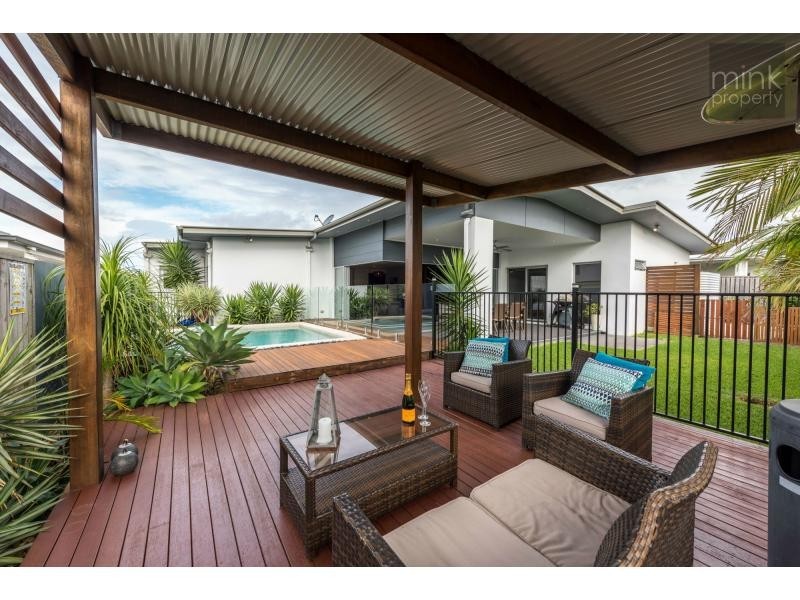 35 WATER LILY Way, BRIGHTWATER, Mountain Creek QLD 4557