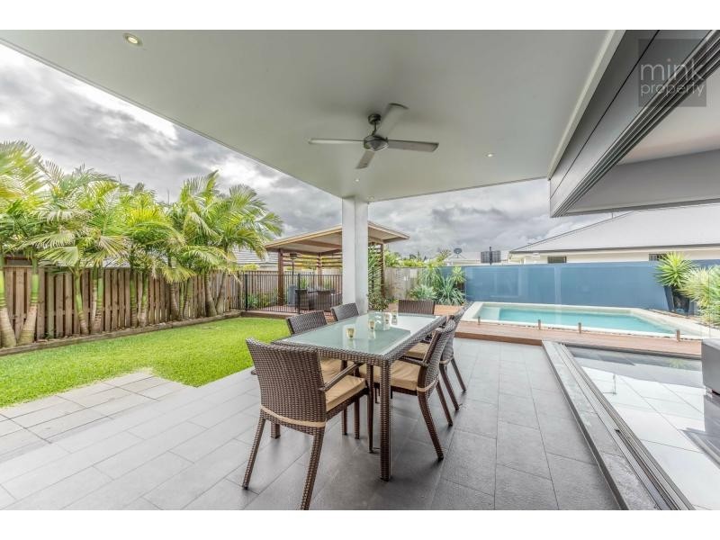 35 WATER LILY Way, BRIGHTWATER, Mountain Creek QLD 4557