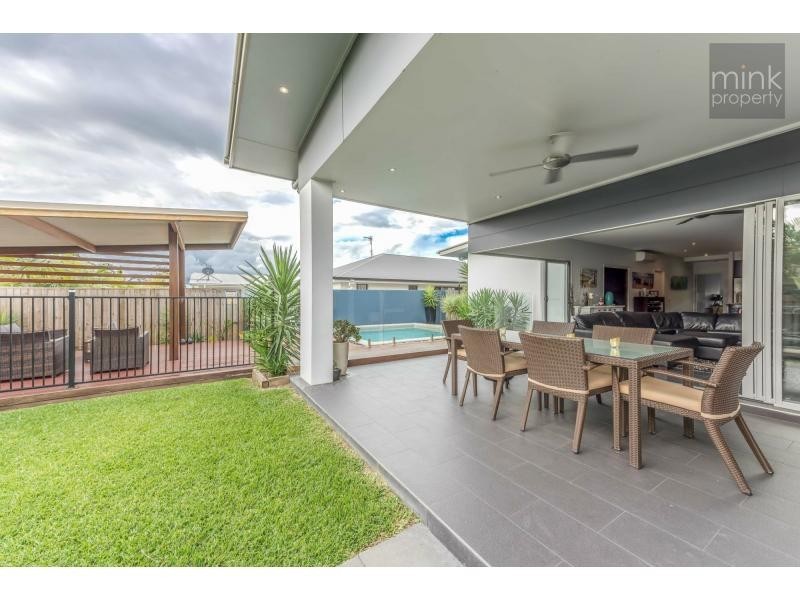 35 WATER LILY Way, BRIGHTWATER, Mountain Creek QLD 4557