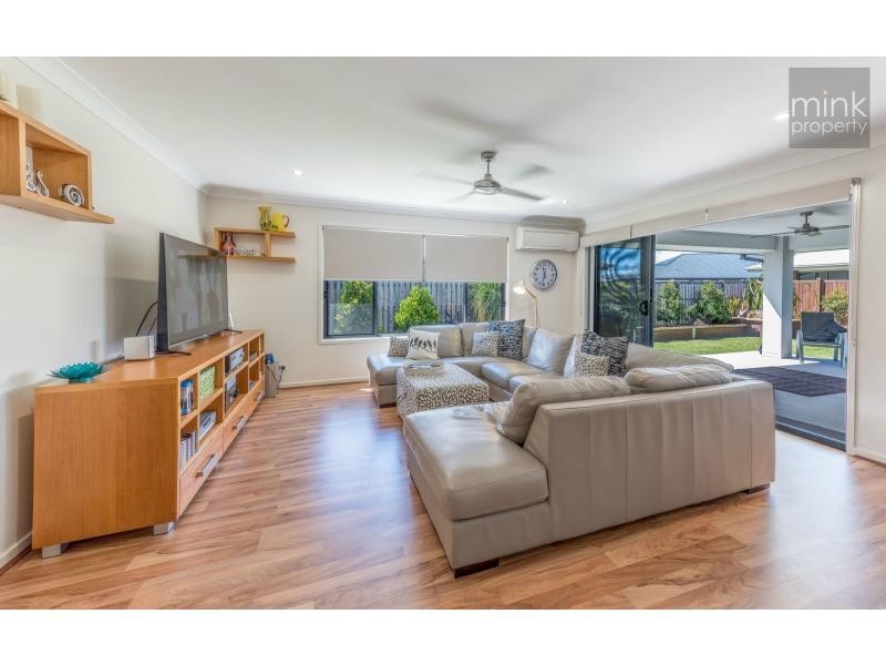 26 LAMATIA Drive, BRIGHTWATER, Mountain Creek QLD 4557