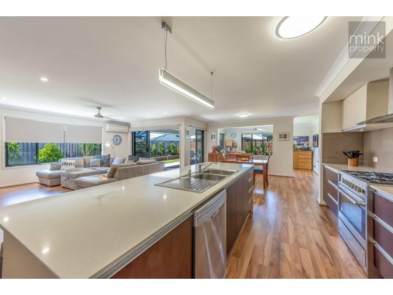 26 LAMATIA Drive, BRIGHTWATER, Mountain Creek QLD 4557