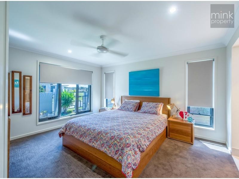 26 LAMATIA Drive, BRIGHTWATER, Mountain Creek QLD 4557