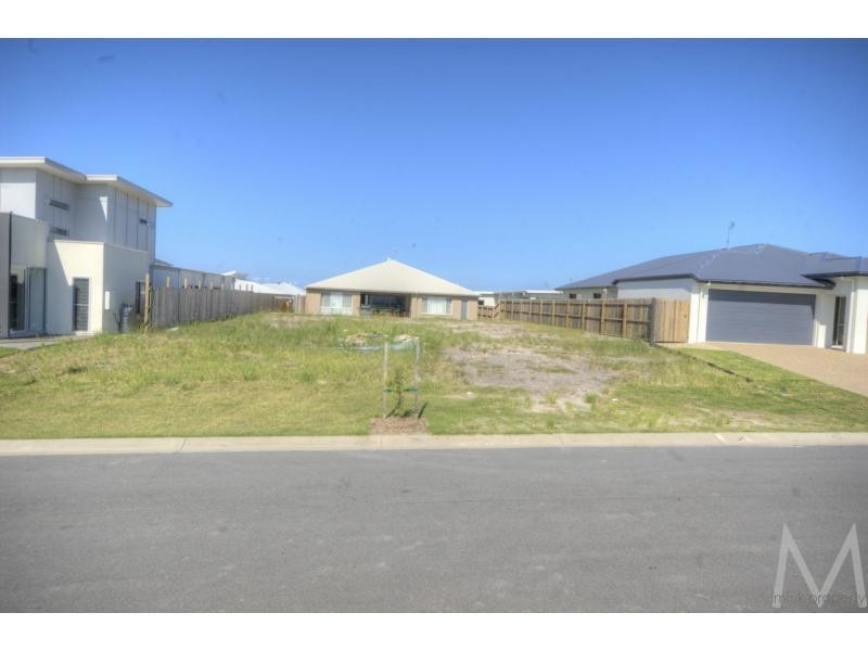 28 TIBOUCHINA Street, BRIGHTWATER, Mountain Creek QLD 4557