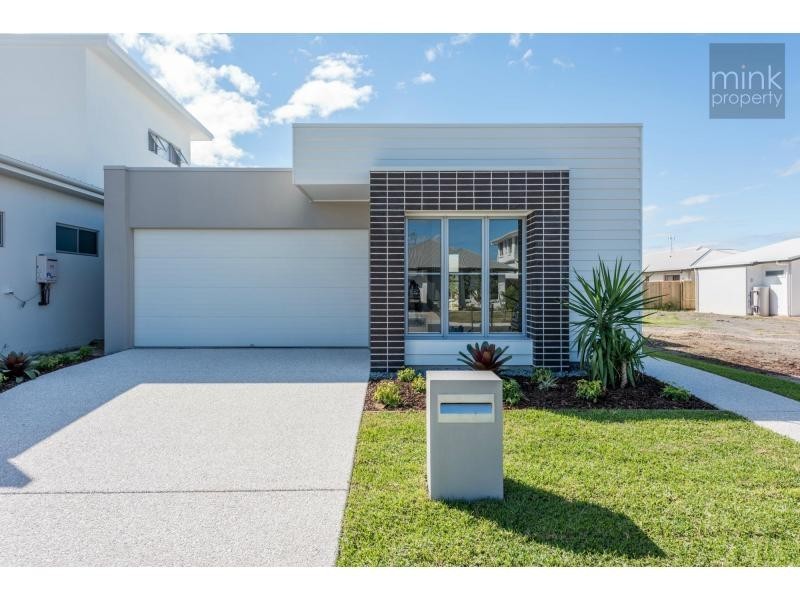 11 Cape Street, Birtinya QLD 4575