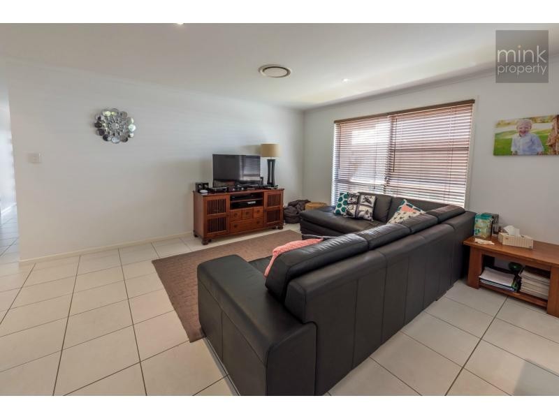 12 Flindersia Place, Brightwater, Mountain Creek QLD 4557