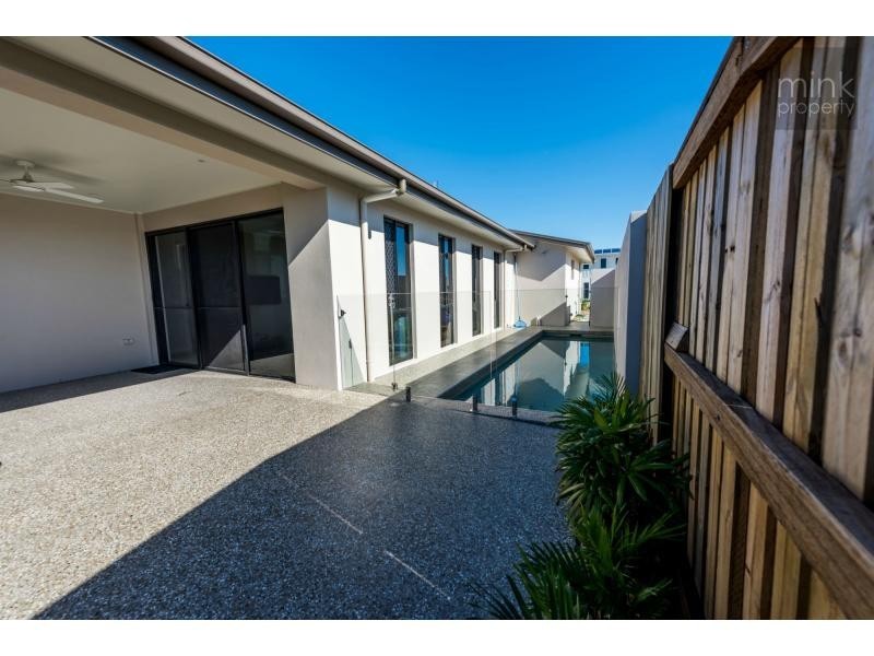 10 Mariner Court, Mountain Creek QLD 4557