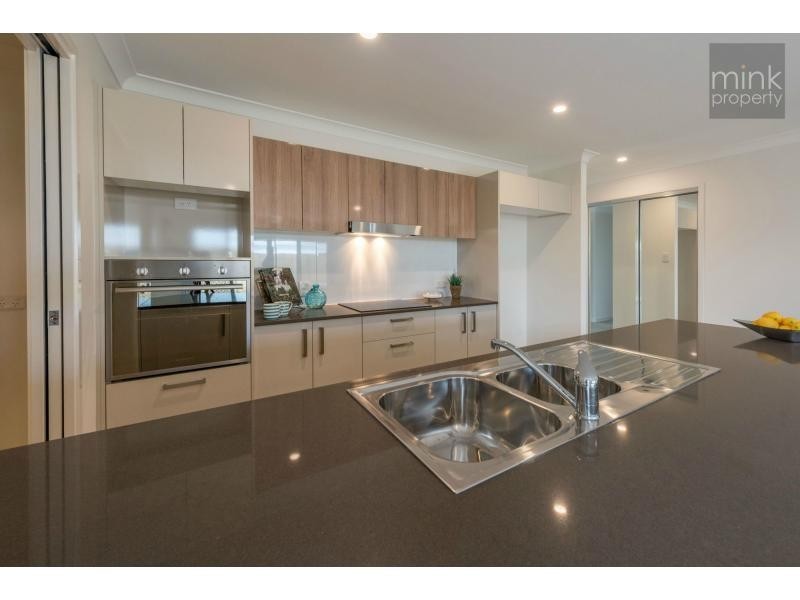 19 Blush Street, Bells Reach, Caloundra West QLD 4551