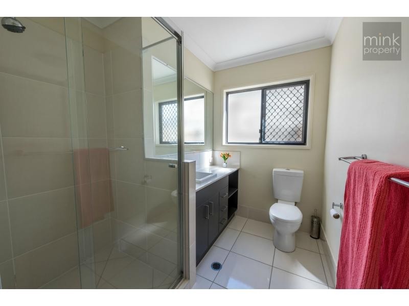 6 SKUA Place, BRIGHTWATER, Mountain Creek QLD 4557