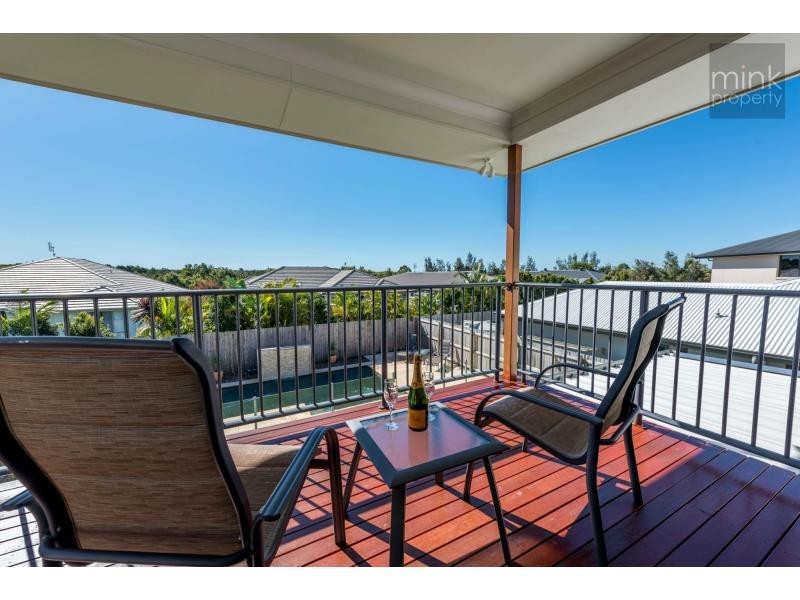 6 SKUA Place, BRIGHTWATER, Mountain Creek QLD 4557