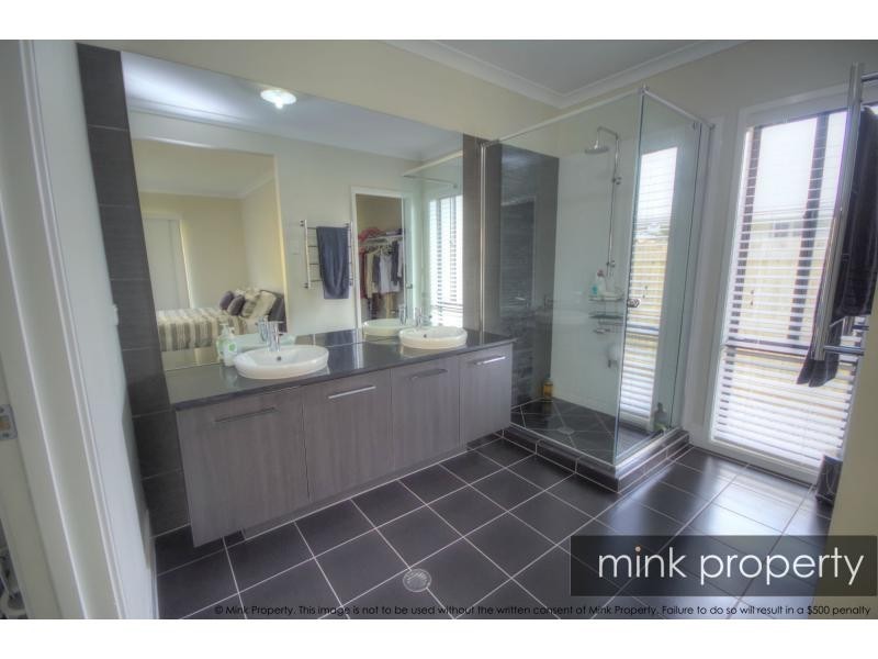 25 Amberjack Street, BRIGHTWATER, Mountain Creek QLD 4557