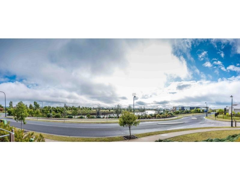 4 MACKEREL Street, BRIGHTWATER, Mountain Creek QLD 4557