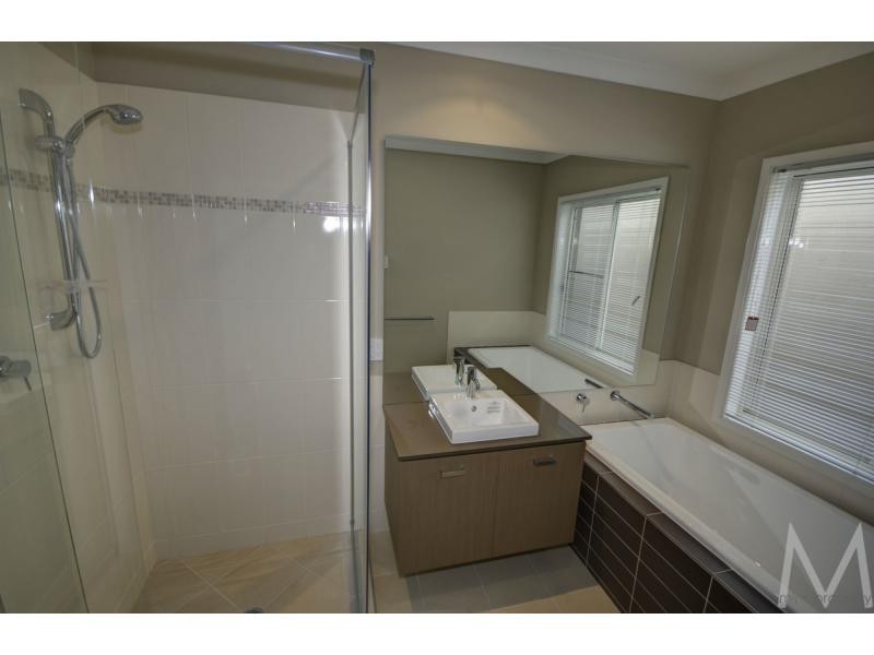 14 Lamatia Drive, Brightwater Estate, Mountain Creek QLD 4557