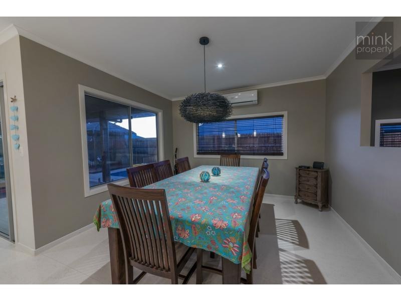 12 MYRTLE Place, BRIGHTWATER, Mountain Creek QLD 4557