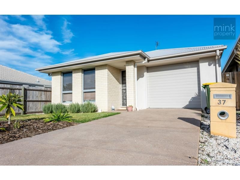 37 Cobalt Crescent, Caloundra West QLD 4551