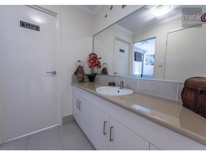 37 Cobalt Crescent, Caloundra West QLD 4551
