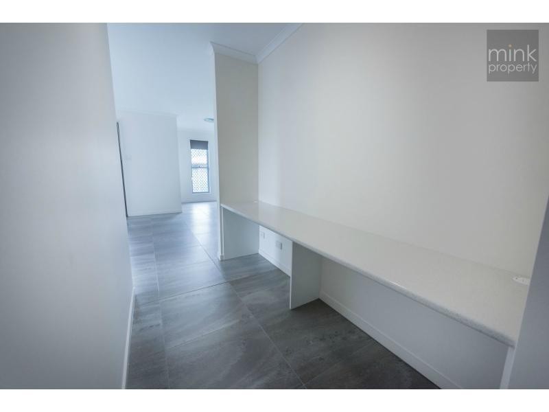 2/100 Creekwood Avenue, Meridan Plains QLD 4551