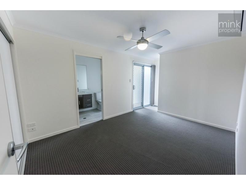 2/100 Creekwood Avenue, Meridan Plains QLD 4551