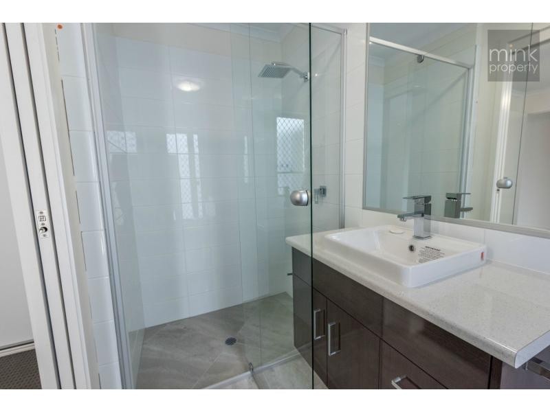 2/100 Creekwood Avenue, Meridan Plains QLD 4551