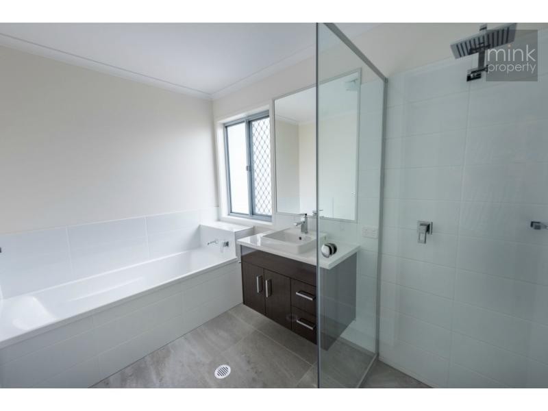 2/100 Creekwood Avenue, Meridan Plains QLD 4551