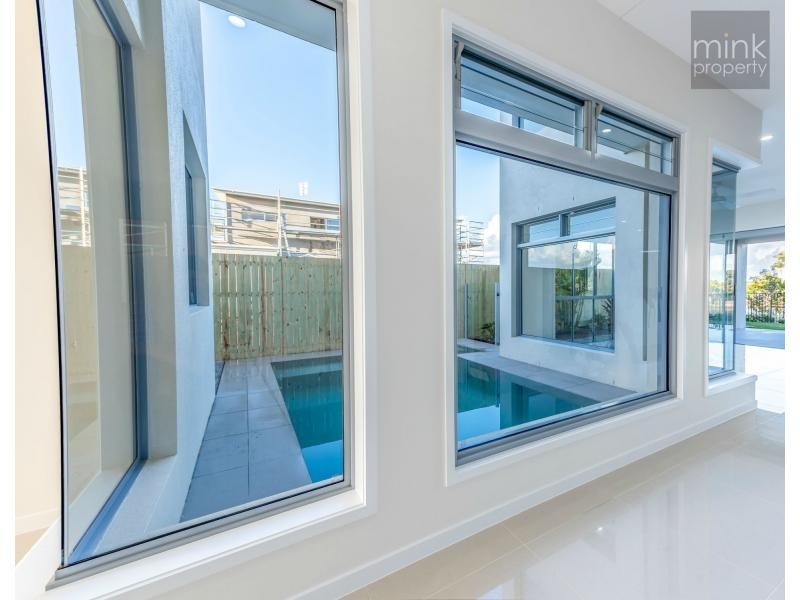 437 Waterway Drive, BIRTINYA ISLAND, Birtinya QLD 4575
