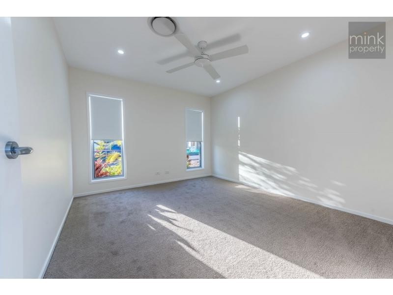 437 Waterway Drive, BIRTINYA ISLAND, Birtinya QLD 4575