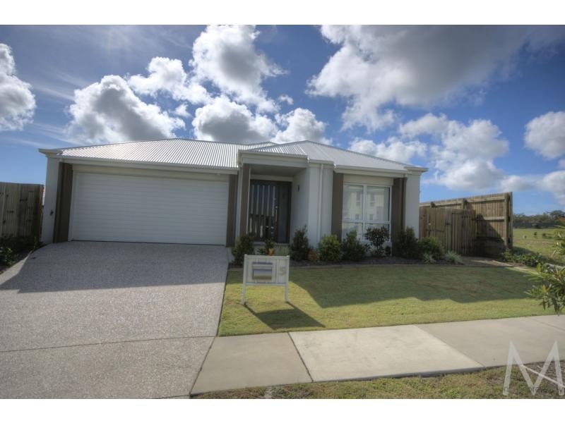 5 WARBLER Place, BRIGHTWATER, Mountain Creek QLD 4557