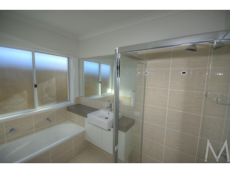 5 WARBLER Place, BRIGHTWATER, Mountain Creek QLD 4557