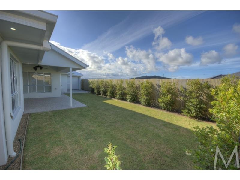 5 WARBLER Place, BRIGHTWATER, Mountain Creek QLD 4557