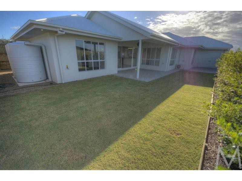 5 WARBLER Place, BRIGHTWATER, Mountain Creek QLD 4557