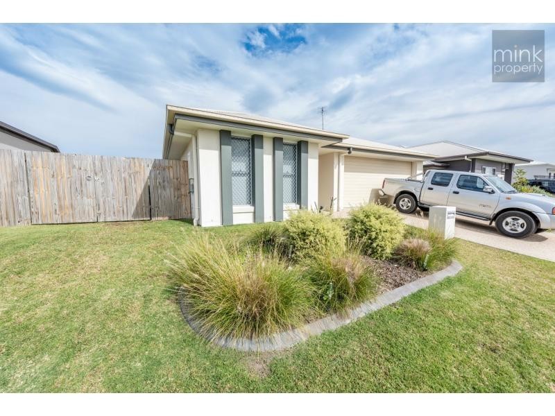 24 SWEETLIP Circuit, BRIGHTWATER, Mountain Creek QLD 4557