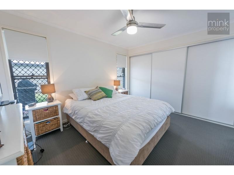 24 SWEETLIP Circuit, BRIGHTWATER, Mountain Creek QLD 4557