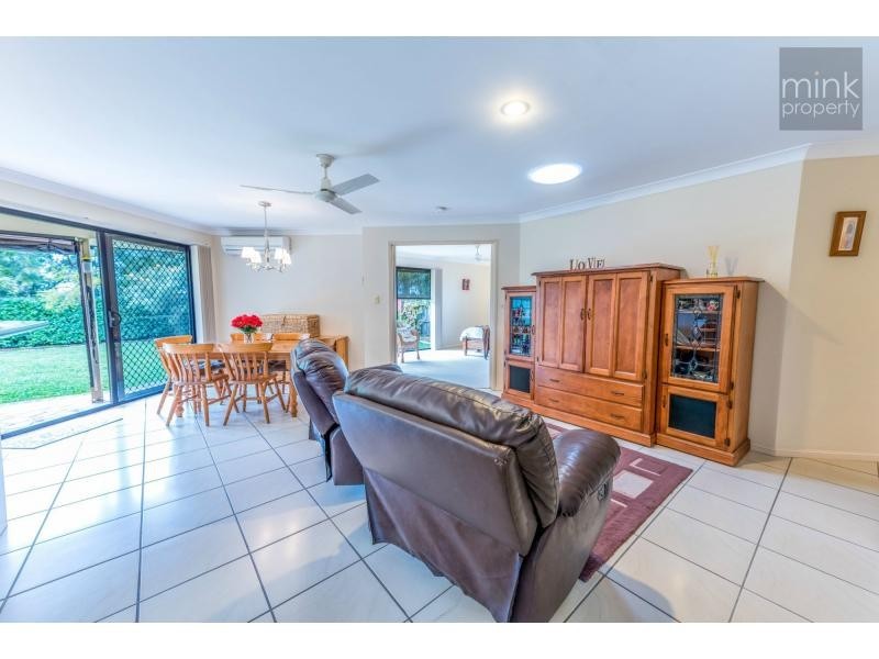7 Kinross Court, Caloundra West QLD 4551
