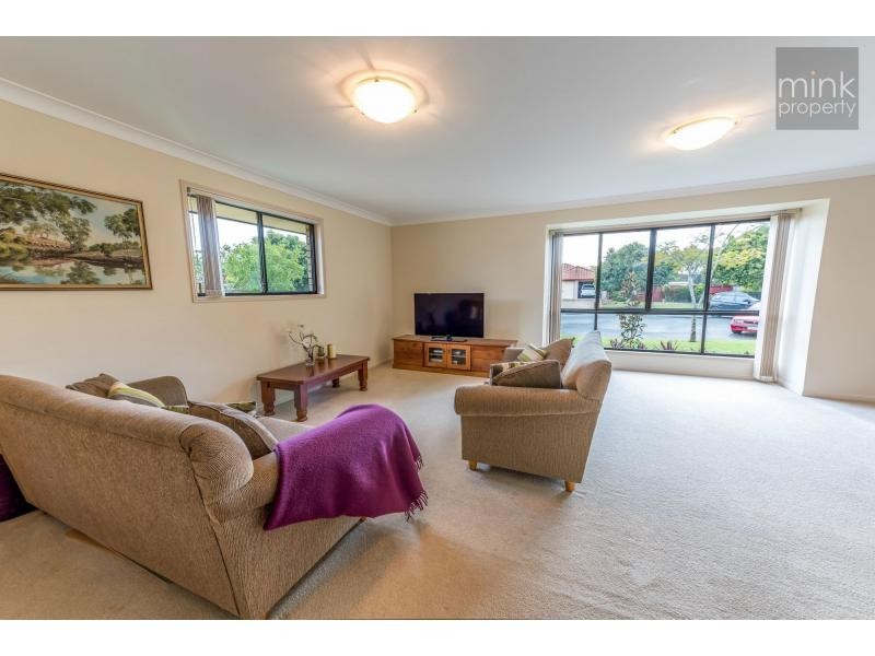 7 Kinross Court, Caloundra West QLD 4551