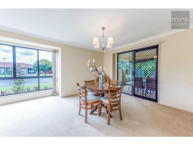 7 Kinross Court, Caloundra West QLD 4551