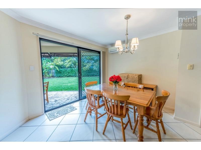 7 Kinross Court, Caloundra West QLD 4551