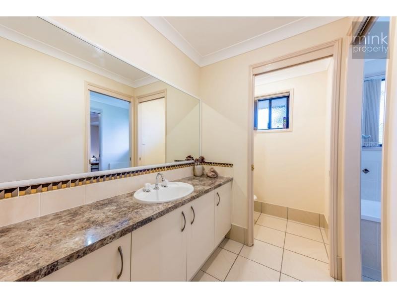 7 Kinross Court, Caloundra West QLD 4551